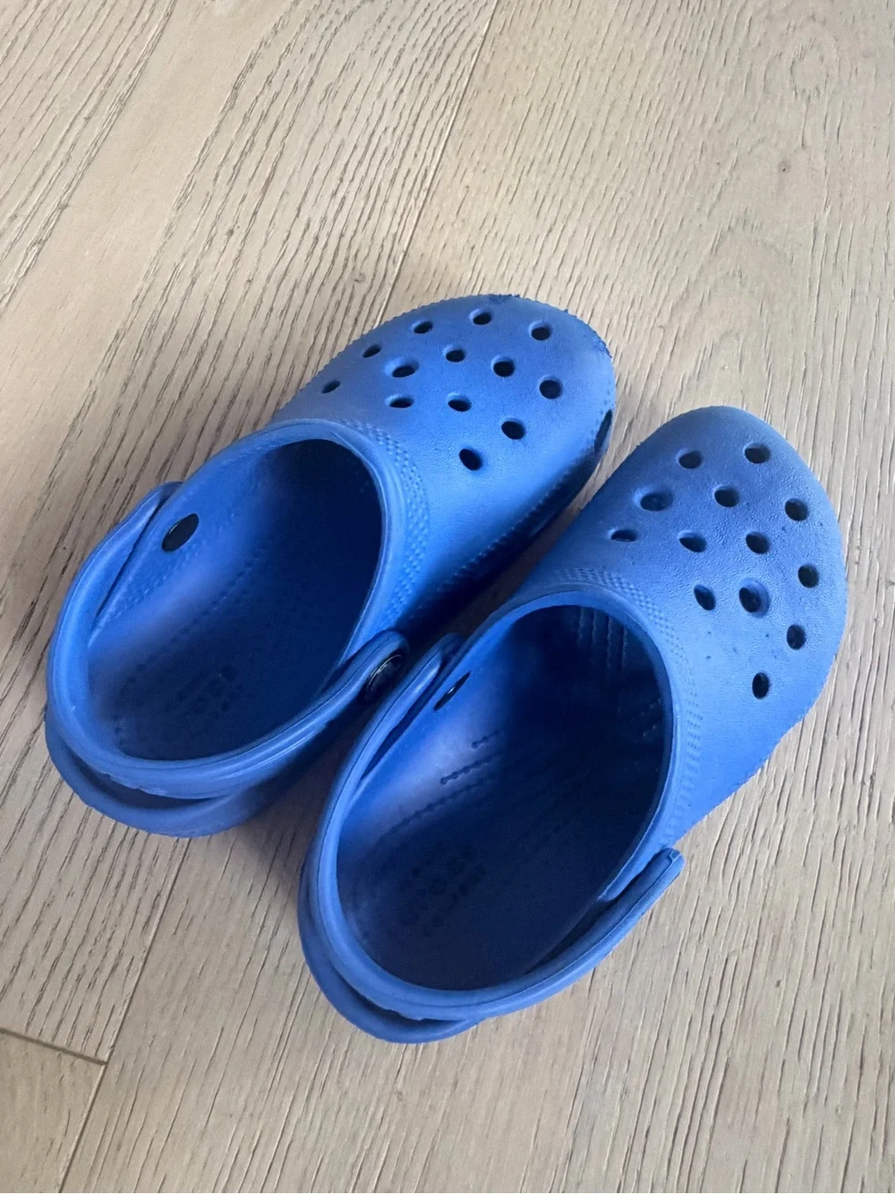 CROCS Kids Royal Blue Classic Clogs